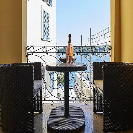 Rose Apartment