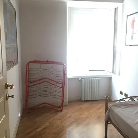 Rose Apartment